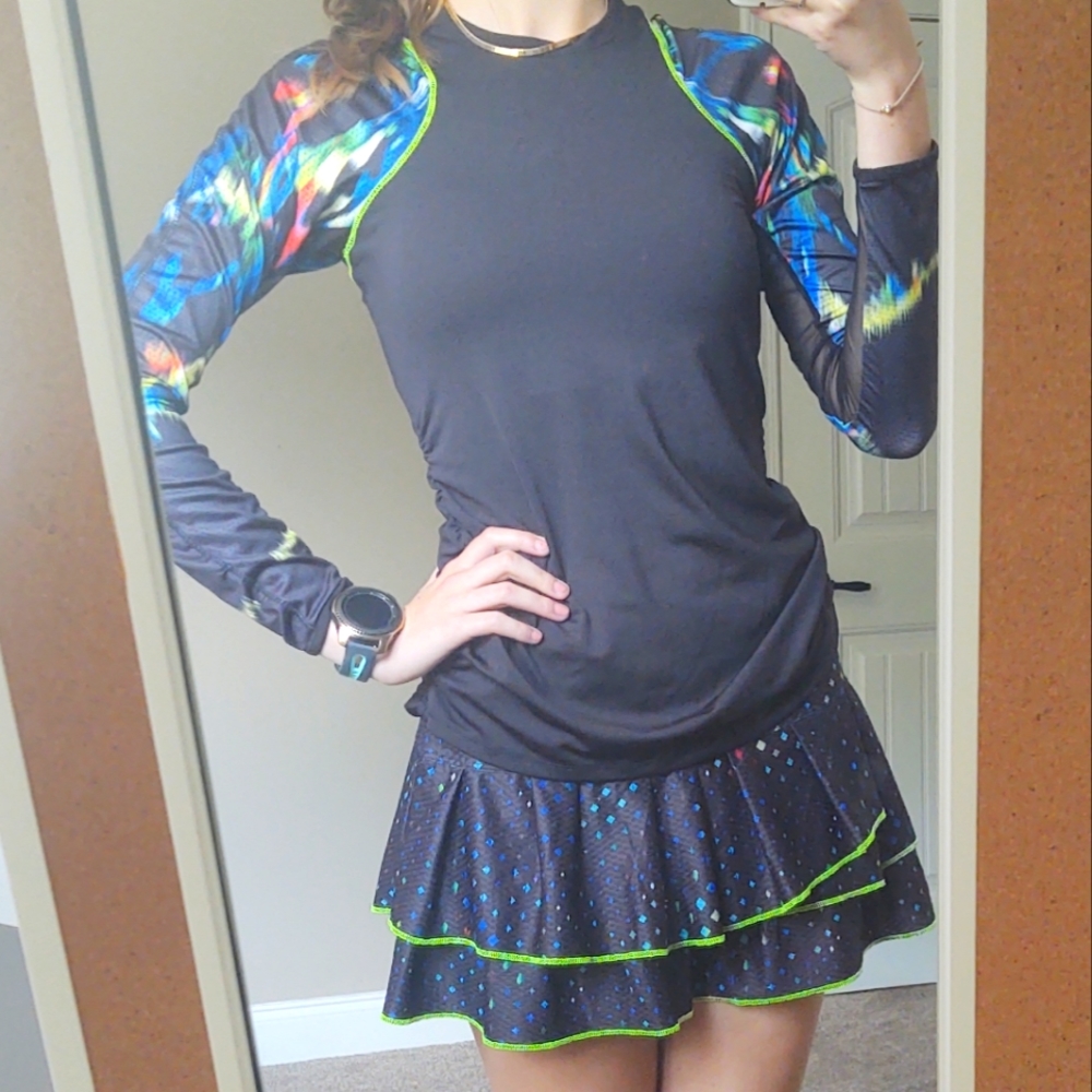 Lucky in Love Women's Retro Black Long Sleeve Tennis Set Size S/M